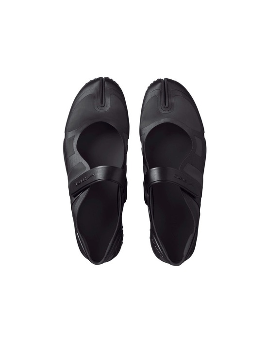 SKIMS Shoes - NikeSkims Rift Satin